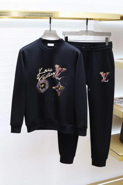 Picture of LV Sweater Suits _SKULVM-5XLkdtn17540972